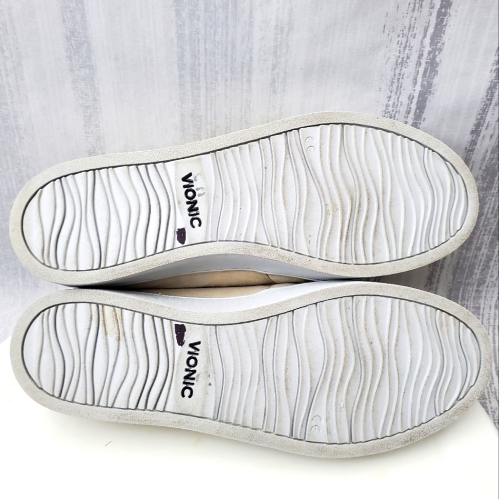 VIONIC Womens Dakota Light Gold Slip On Clog Sneaker Mule Size 8.5 - Picture 9 of 15